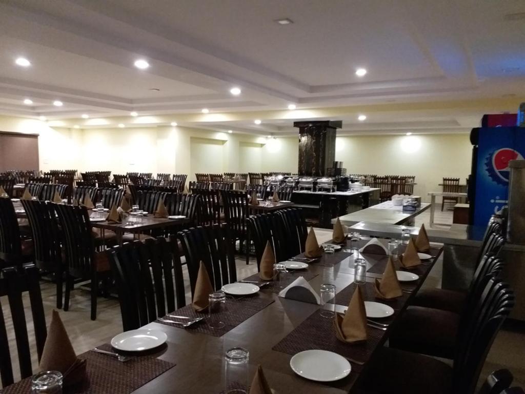Hotel Sravasti Residency Katra  Экстерьер фото