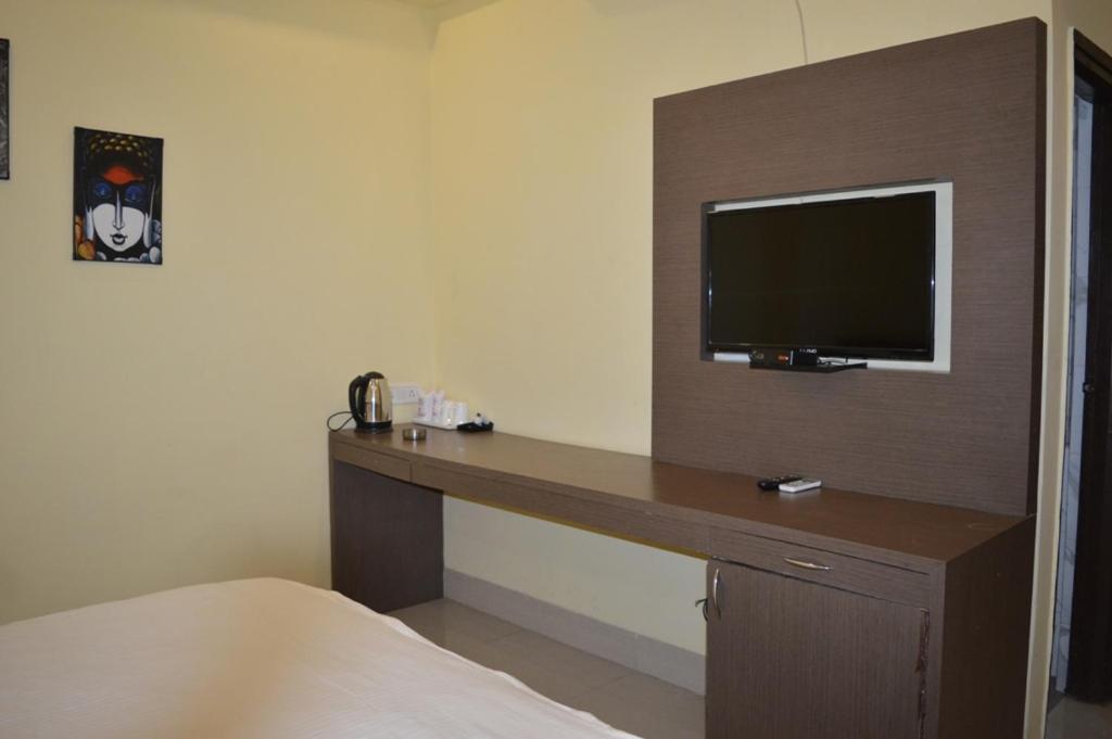 Hotel Sravasti Residency Katra  Экстерьер фото